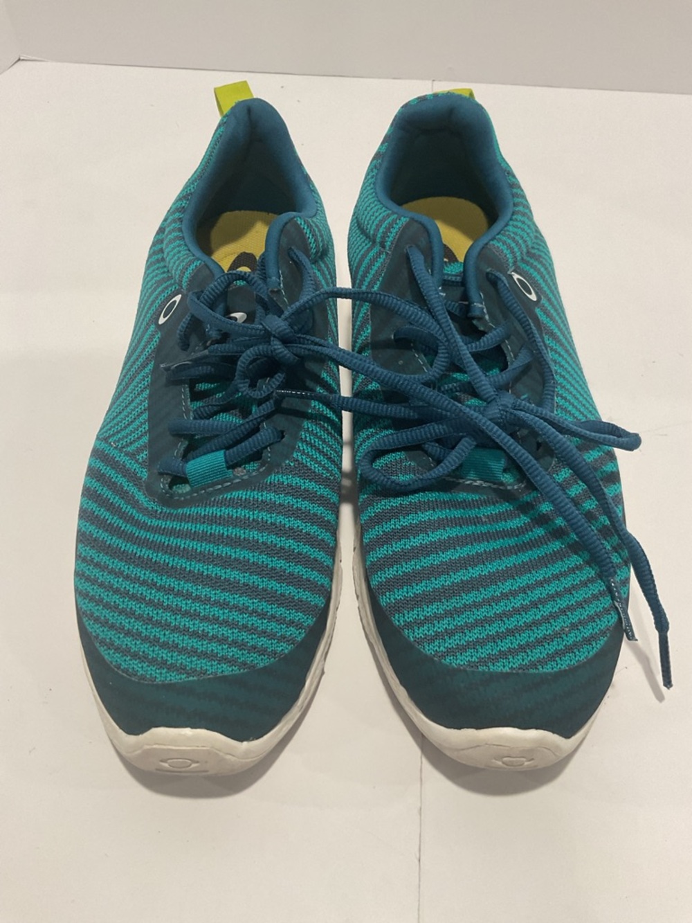Oakley EVZero Running Shoes Mens 8 Teal Knit Athletic Sneakers